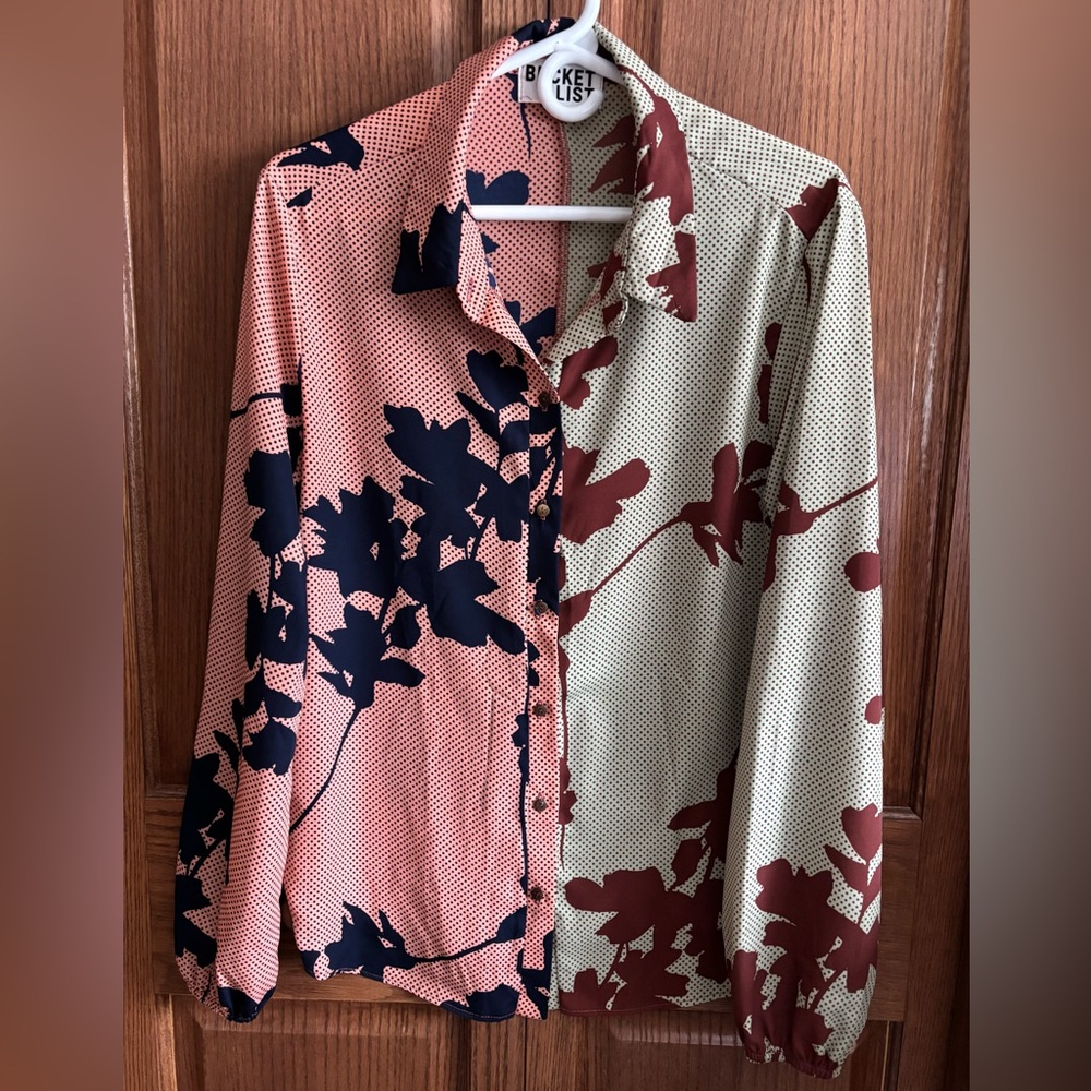 Women’s Blouse - New w/o Tags